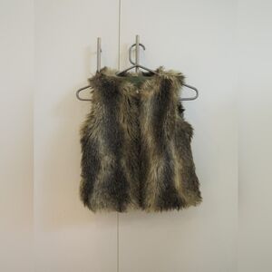 GAP Girls' Faux Fur Zip-up Vest